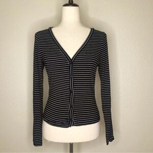 Who What Wear Black and White Fitted Blouse